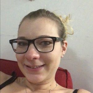 Meet your Posher, Nurit